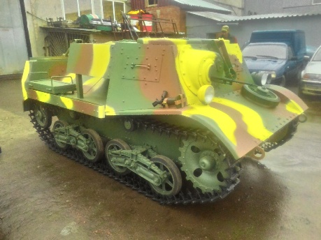 Комсомолец Т-20 (вид сбоку)